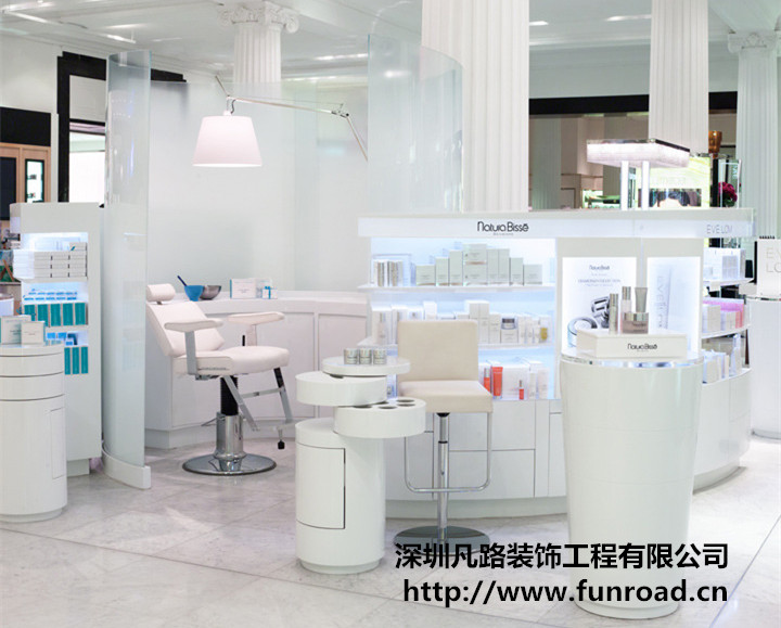 如何分辨化妝品柜臺的質量