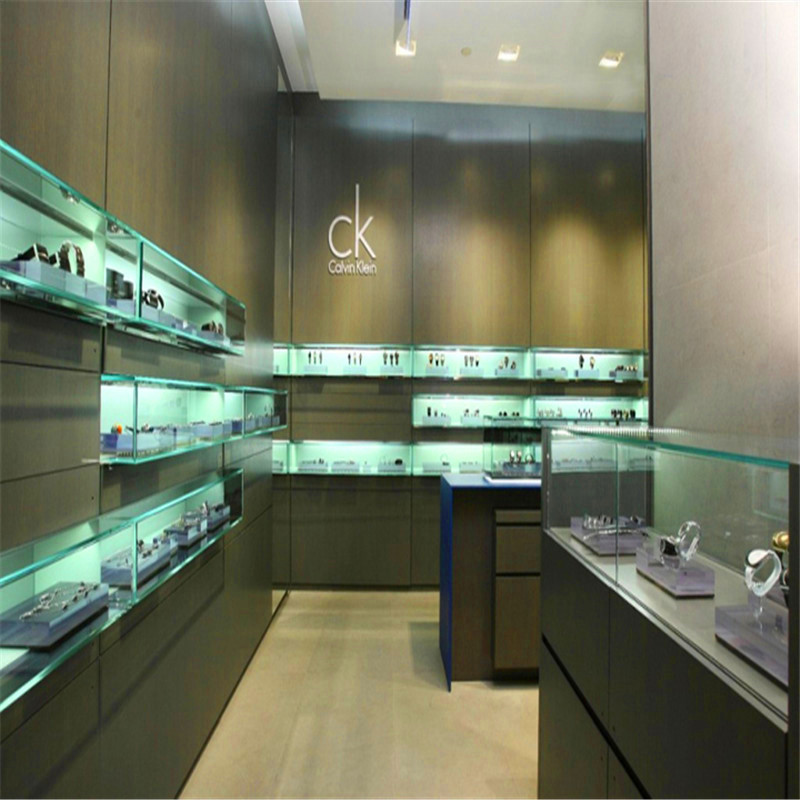 展柜定制，您的夢(mèng)想店鋪由凡路化妝品展示柜廠開(kāi)始！