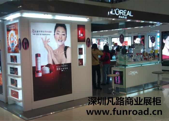 凡路展柜廠科普怎樣預(yù)防化妝品柜臺(tái)褪色問(wèn)題!