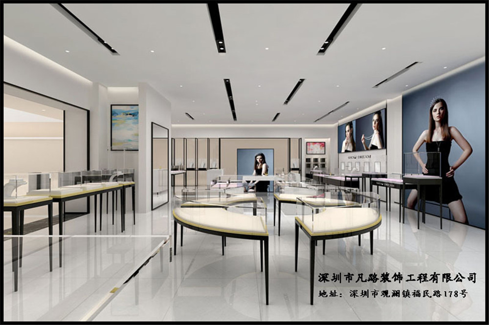 深圳展柜廠跟您說說,制作服裝展柜跟別的展柜有什么不同?