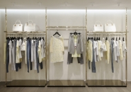 17年市場上服裝展柜的設計理念是怎樣的