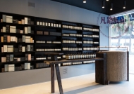 一個吸引顧客的店鋪，為什么是因為一個展柜柜臺？