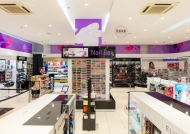 如何讓顧客不由自主的逛完整個門店？
