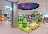 很多展柜廠家不愿意做單個展柜的原因