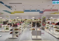 商場鞋店展示柜保養技巧