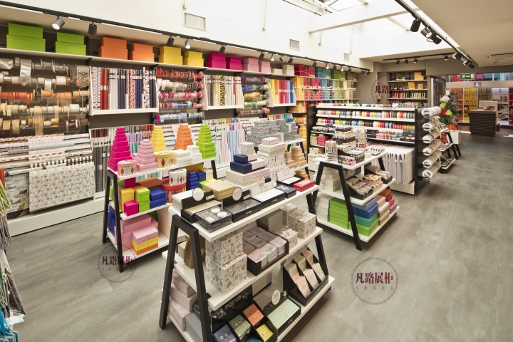 書店展示柜定制