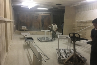 凡路展廠噴漆車間實景
