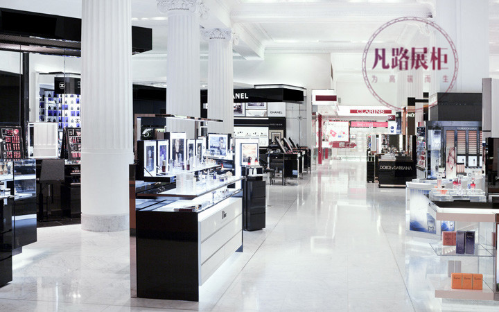 高端彩妝烤漆化妝品展示柜，現場展示效果