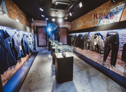 adidas定制鞋柜展柜臺