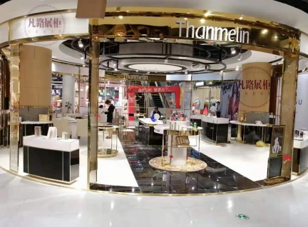 成都萬達廣場Thanmelin化妝品展廳