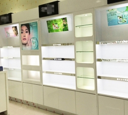 2017凡路訂制新款化妝品店展柜陳列設計效果圖