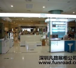 西安購物商場客戶訂制亞克力化妝品柜臺-可訂制