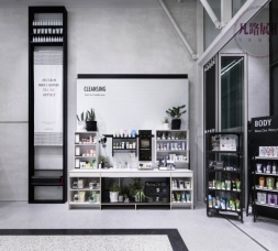 高端實木化妝品展示柜，深色系列定制展柜效果