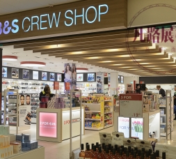 2018凡路化妝品展示柜，現場展示效果圖