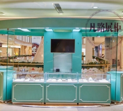 綠色護膚品展柜制作，商場擺放產品的小展廳