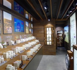 化妝品展柜效果圖背柜效果圖