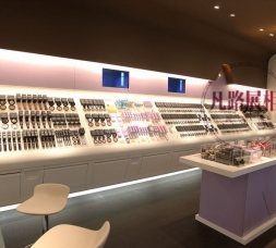以色列KIKO化妝品店化妝品、口紅展柜訂做