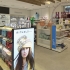 2018凡路化妝品展示柜，現場展示效果圖